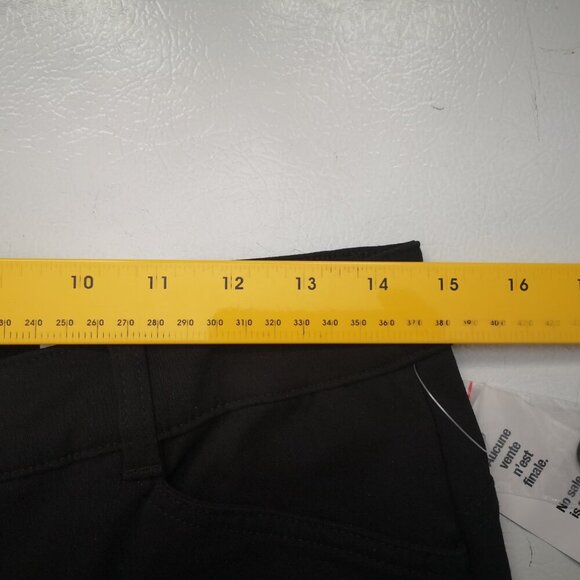 NWT Cleo Ladies Size 8 Slimming Panel Butt Lift Black Slim Capri Pants - Picture 11 of 13